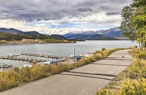 Dillon House | Lakefront Condo w/Mtn Views in Dillon!