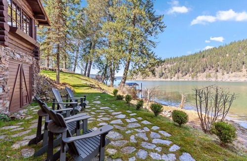 Harrison House | Lakefront Cottage Coeur d'Alene ID