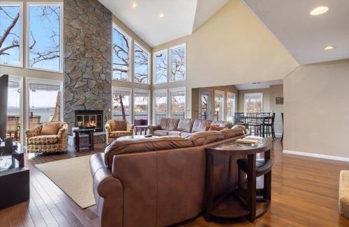 Sunrise Beach House | Lakefront House Dock Fire pit