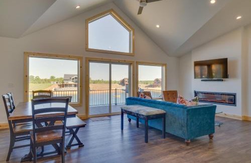 New Lisbon House | Lakefront Luxury - 1 MI to Buckhorn Boat Landing
