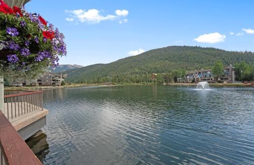 Lakeside Village Apartment | Lakeshore #4 : 2