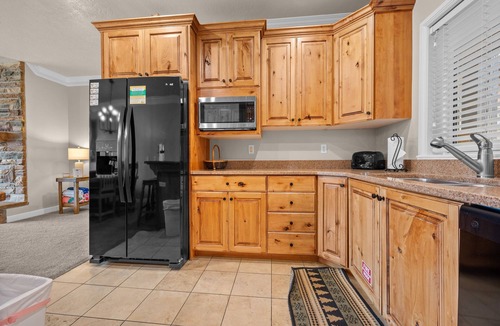 Ogden House | Lakeside Escape LS36 |Ski Lodge |Hot Tub | Game Rm