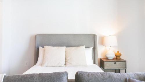 Downtown Tucson Apartment | Landing - Modern Apartment with Amazing Amenities (ID7094X61)