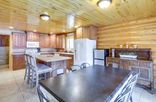 Sterling Cabin | Large Sterling Cabin < 1 Mi to Palisade State Park