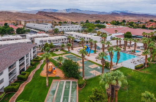 St. George Condo | Las Palmas Resort 124, Mesa Views, Accepts Nightly & Monthlies, Grill, and fully stocked kitchen