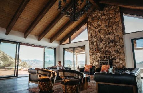Yucca Valley House | Las Rocas By The Cohost Company
