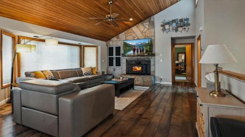 Deer Park House | Lassen 20