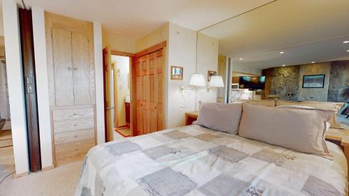 Snowmass Village House | Laurelwood Condominiums 104