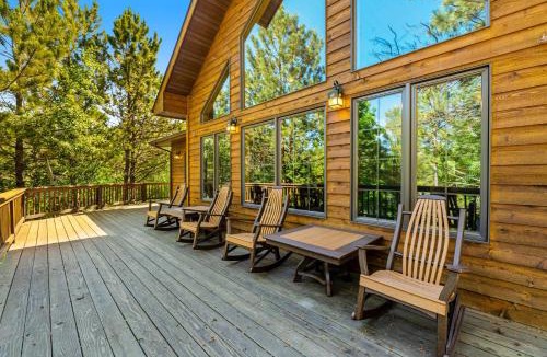 Deadwood House | Lazy Bear Lodge