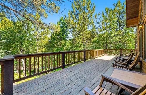 Deadwood House | Lazy Bear Lodge