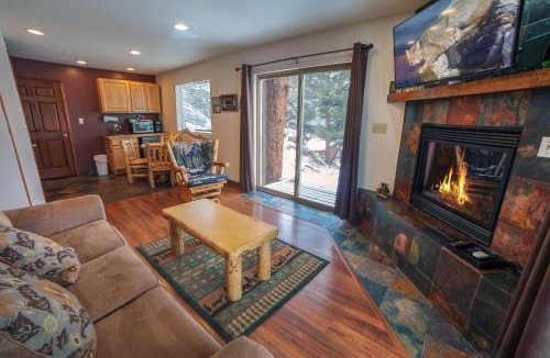 Estes Park House | Lazy R Cottages- 16B cabin