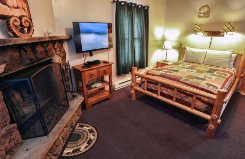 Estes Park House | Lazy R Cottages- 7B cottage