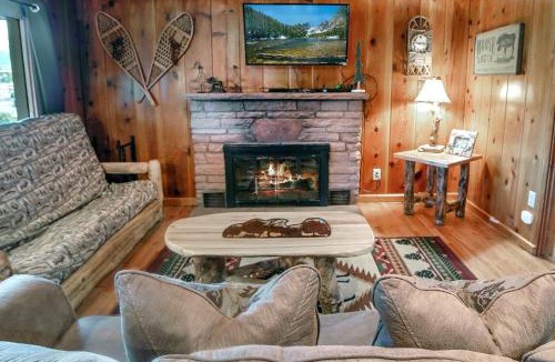 Estes Park House | Lazy R Cottages- 9 cabin