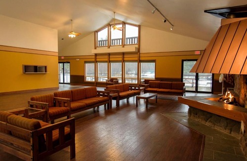 Ardenvoir Resort | Leavenworth Camping Resort Lodge 1