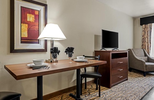 Billings Hotel | Ledgestone Suites Hotel Billings
