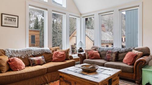 Telluride House | Legacy House by AvantStay