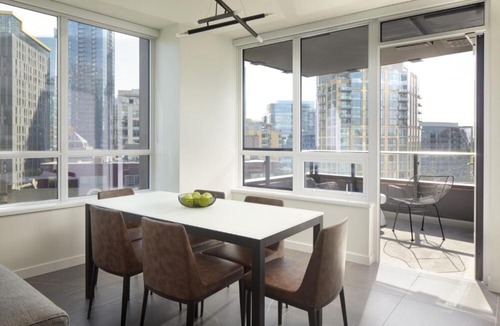 South Lake Union Hotel | Level Seattle Downtown - South Lake Union