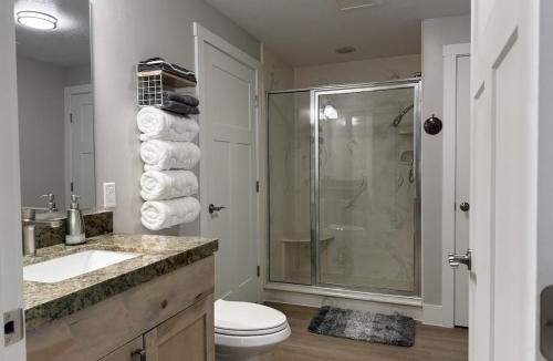 Lewiston House | Lewiston Park Lane Home