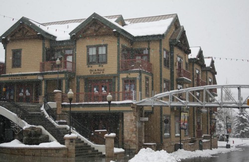 Downtown Park City Apartment | Lift Lodge 103 Walk to Ski Lift Hot Tub KBM