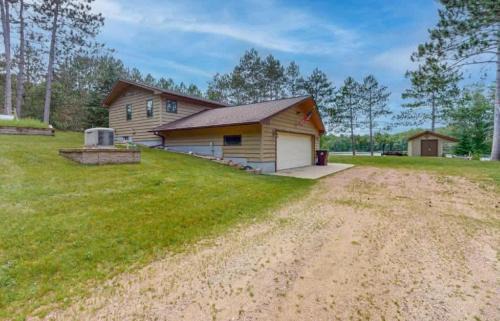 Hazelhurst House | Lilly Pad Landing