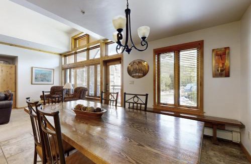 Vail Apartment | Lion Square Lodge East 310A