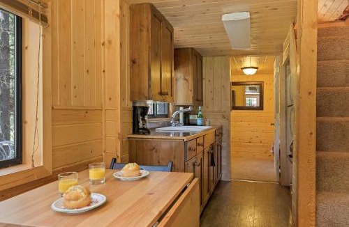 Island Park House | Little Fox by KABINO Fire Pit Large Yard Loft with Low Ceiling Grill WiFi