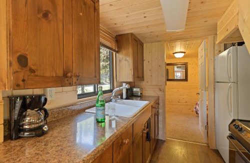Island Park House | Little Fox by KABINO Fire Pit Large Yard Loft with Low Ceiling Grill WiFi