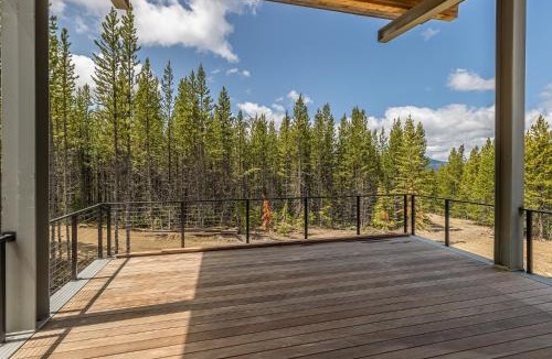 Big Sky House | Little Thunder