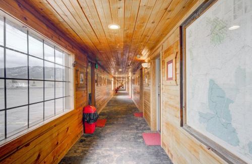 Livingston Hotel | Livingston Inn - Historic