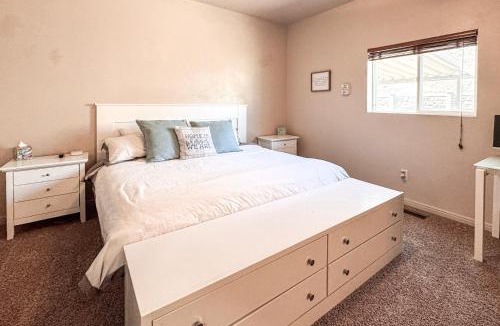 Garden City House | Lochwood Hideaway-Pet Friendly