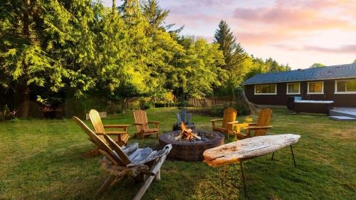 Oak Harbor House | Lodge at Deception Pass by AvantStay