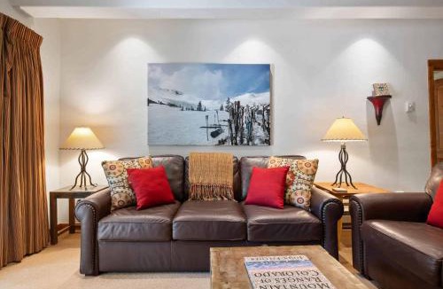 Vail Apartment | Lodge at Lionshead 220B