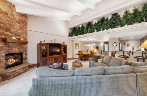 Vail Apartment | Lodge at Lionshead 405
