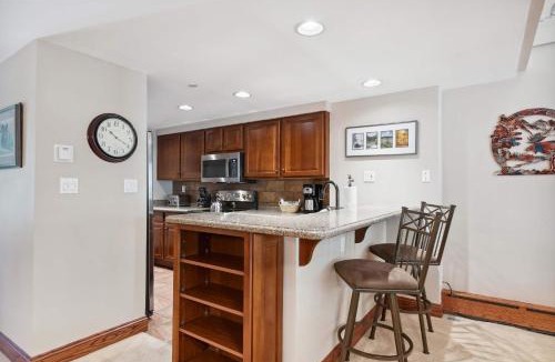 Vail Apartment | Lodge at Lionshead 405