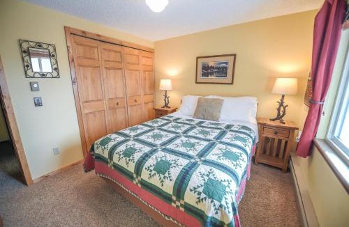 West Yellowstone House | Lodgepole Condo Unit 5