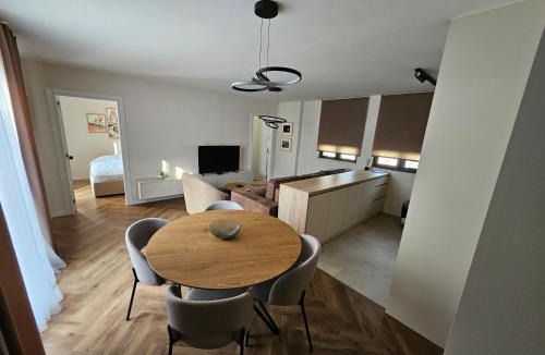 Downtown Apartment | Loft Apartment