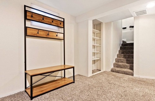 Congress Park Apartment | Loftium | Adorable Congress Park Suite!