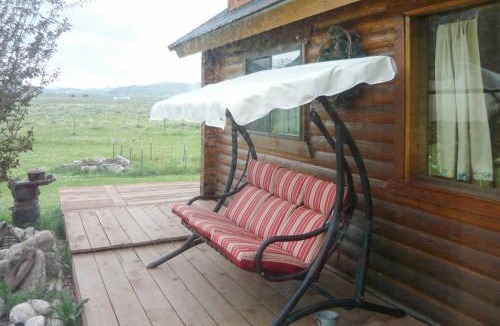 Cameron House | Log Cabin Cameron, South Madison River Area