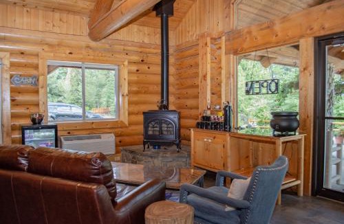 Bonners Ferry Hotel | Log Inn Bonners Ferry