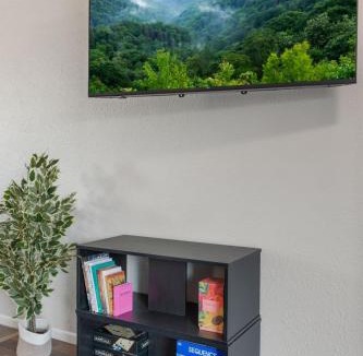 Cheyenne Meadows Apartment | Loom Commons