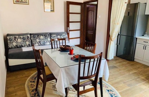 Kotor Apartment | Lorena