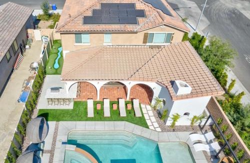 Coachella House | Los Arcos- Exclusive 7 br, Sleeps 19 Pool Home