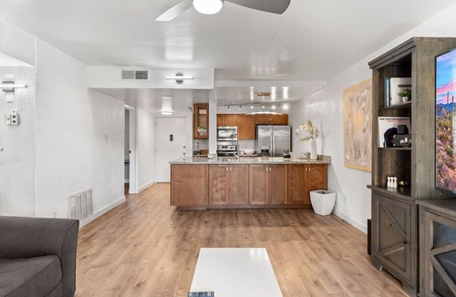 Security Acres Apartment | Lovely 2-Bedroom Apartment in Scottsdale!