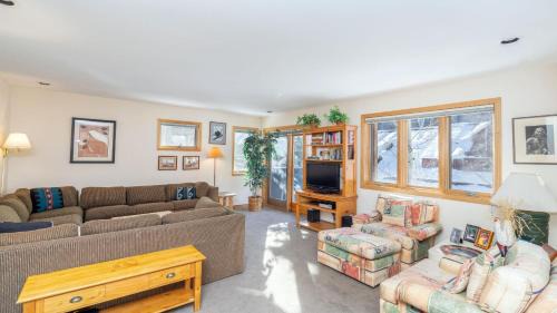 Telluride House | Lulu City 4B by AvantStay