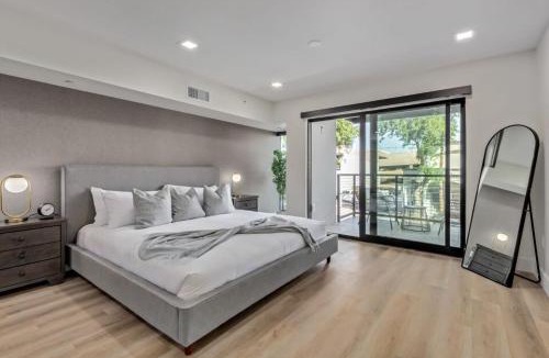South Scottsdale House | LUX at Craftsman - Heart of Old Town Studio 1