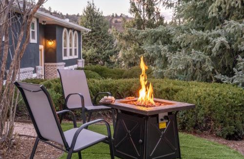 East Colorado Springs House | LUX Guest Suite Near Amazing Hiking Trails