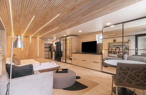 Aksarben - Elmwood Park Apartment | Lux Studio Oasis Hot Tub Cozy Heated Floors