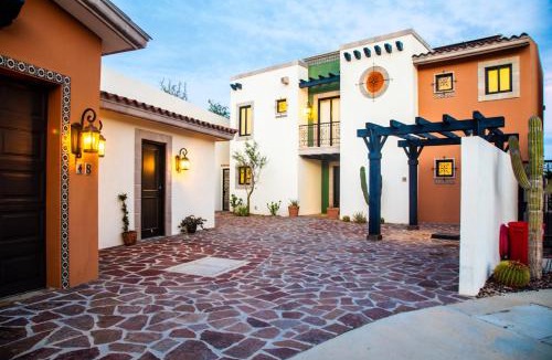 Cabo San Lucas Villa | Luxe 5 BDRM Copala Villa GOLF Minutes to Marina
