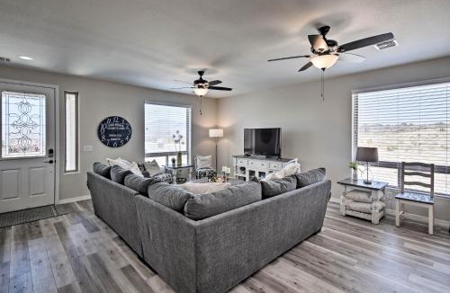 Sunridge Estates House | Luxe Home w/OHV Access, 5 Mi to Lake Mohave!