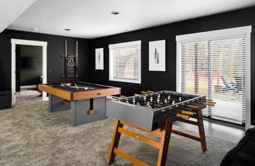 Lakeside House | Luxe Lakeside New Build by Flathead Lake Speakeasy
